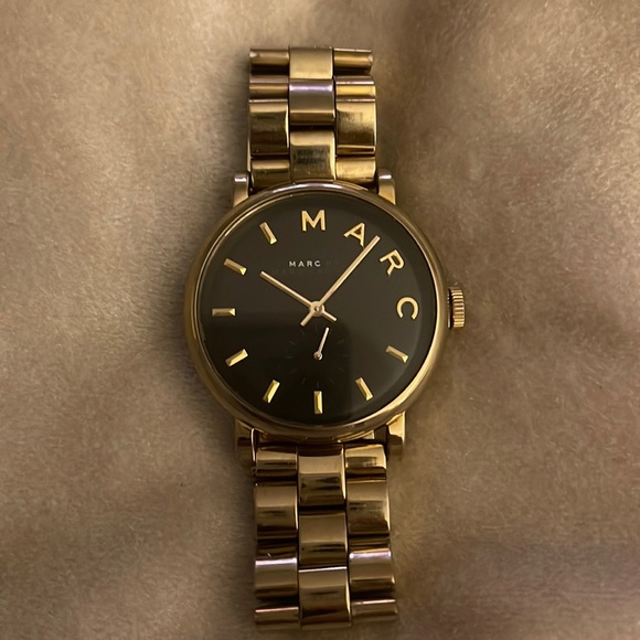 **SOLD ELSEWHERE** Marc Jacobs - Gold Watch w/ Black Face - Picture 1 of 13
